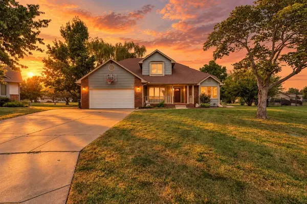 1450 Chelle Ct, El Dorado, KS 67042-4914