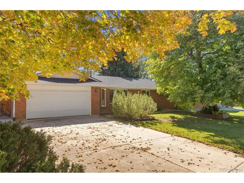 99 Baylor, Longmont, CO 80503