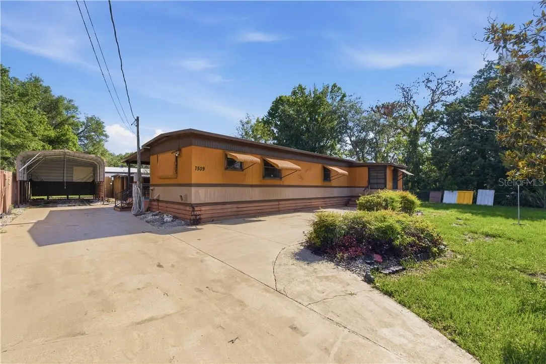 7509 W Merry LN, Homosassa, FL 34446