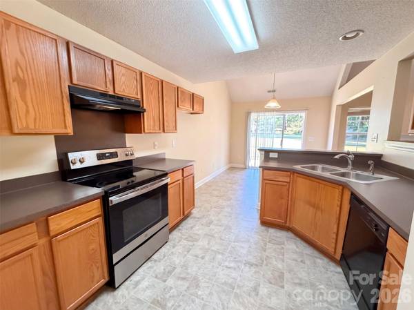 2749 Ramble Wood CT, Rock Hill, SC 29730