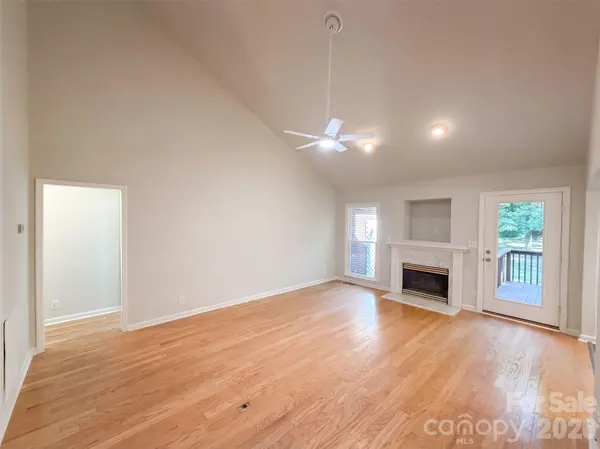 1104 Thoroughbred PL NW, Concord, NC 28027