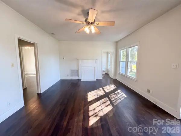 208 Pressly ST, Clover, SC 29710