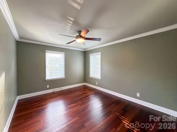 201 Wainsley PL, Matthews, NC 28105