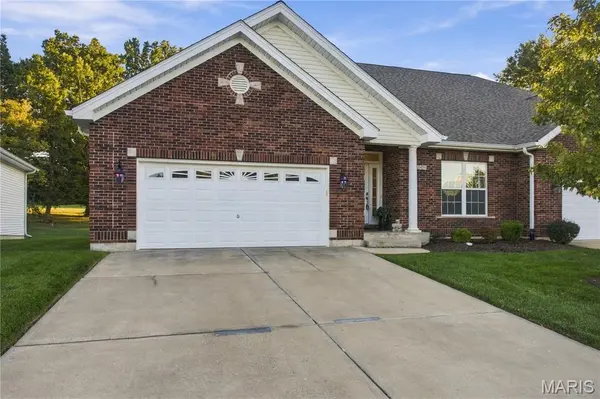 2450 Golden Bear WAY #703A, Wentzville, MO 63385
