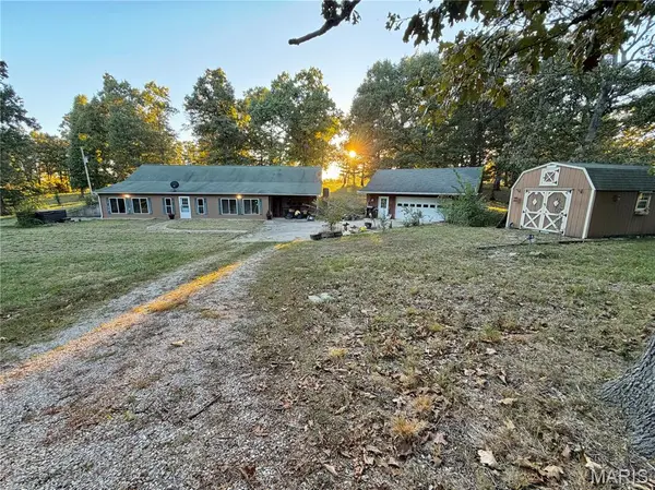 68 County Road 3295, Salem, MO 65560