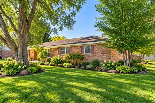 6703 Hawthorne DR, Cary, IL 60013