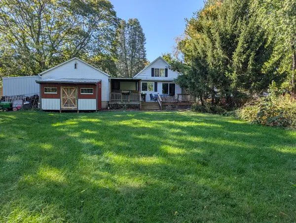 1605 S Carroll AVE, Freeport, IL 61032