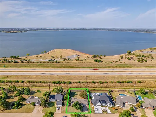 10005 Lakeshore Drive, Oklahoma City, OK 73120