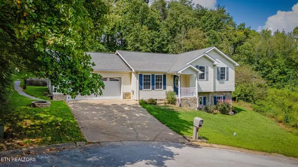 108 Plymouth, Greeneville, TN 37743