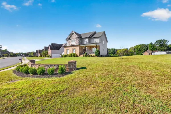 1000 Promenade Dr, Adams, TN 37010
