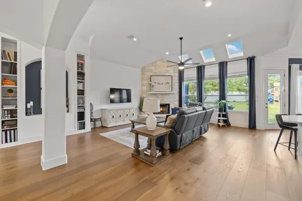 409 New Lido DR, Lakeway, TX 78734
