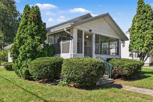1201 Magnolia AVE, Elkhart, IN 46514