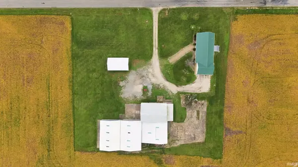 7915 S 850 W ***, South Whitley, IN 46787-9731