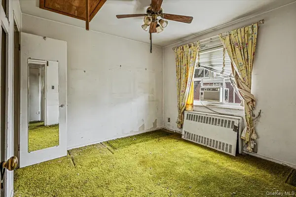 83-18 229 ST #6-12, Bellerose Manor, NY 11427