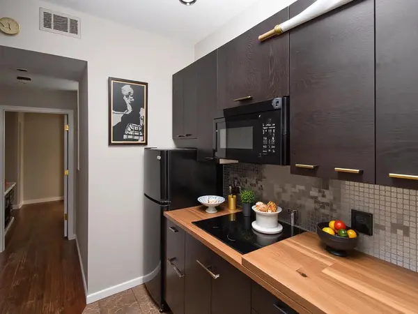 836 N Damen AVE N #1, Chicago, IL 60622