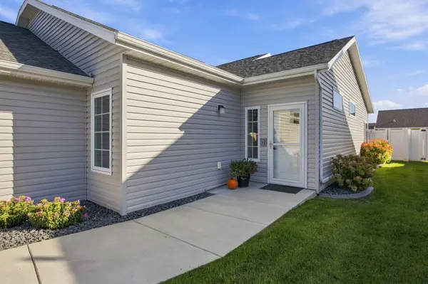 413 38th AVE E, West Fargo, ND 58078