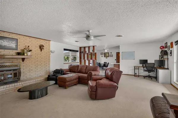 6025 N 5th ST, Duncan, OK 73533