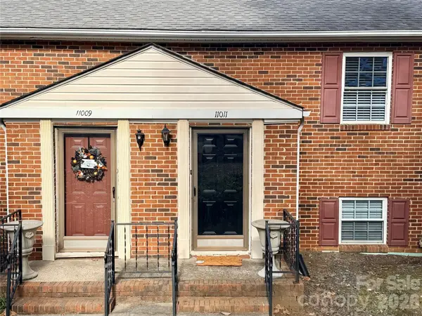 11011 Hunter Trail LN, Charlotte, NC 28226