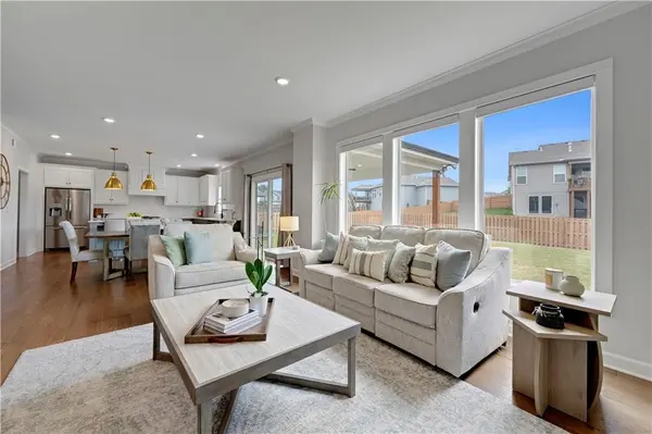 6613 NW 106th ST, Kansas City, MO 64154