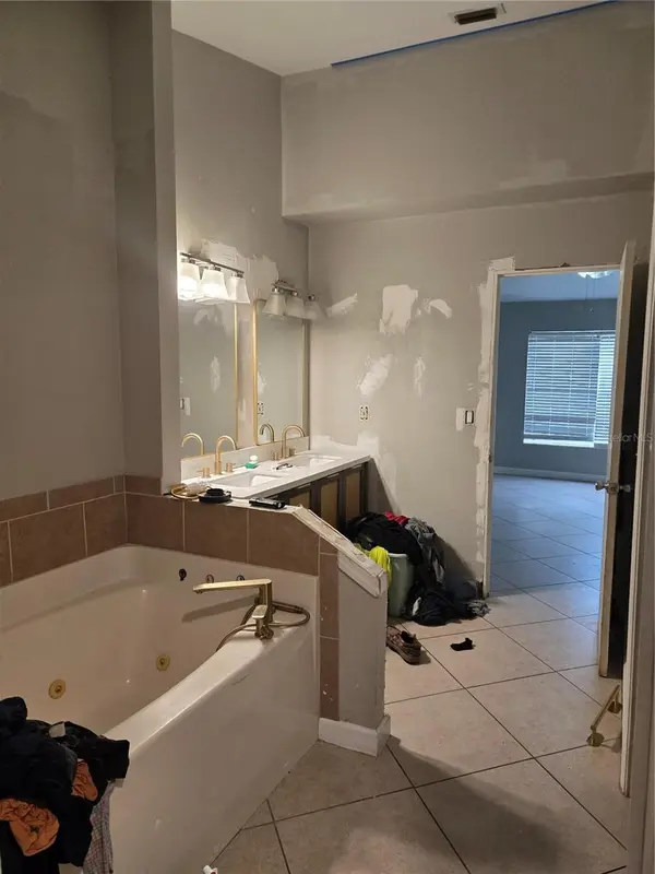 2602 22ND PL NE, Cape Coral, FL 33909