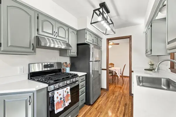 6006 Washburn AVE N, Brooklyn Center, MN 55430