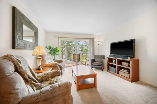 130 Demont AVE E #244, Little Canada, MN 55117