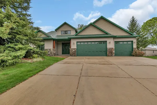 1108 Oak Pond DR, Sartell, MN 56377