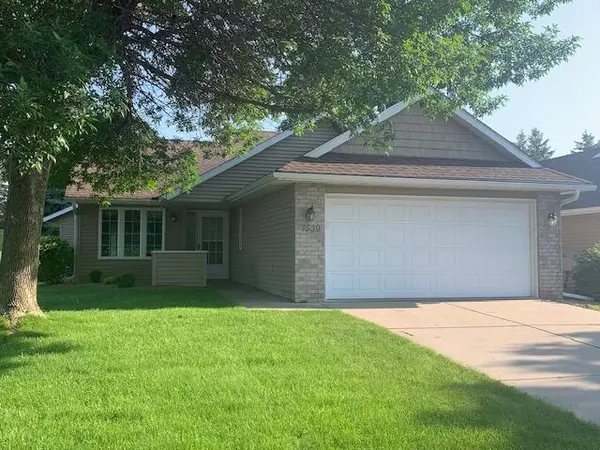 1539 Carleton DR, Hastings, MN 55033