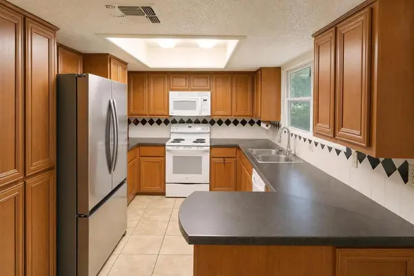 11540 Crumley Creek RD, Jonestown, TX 78645