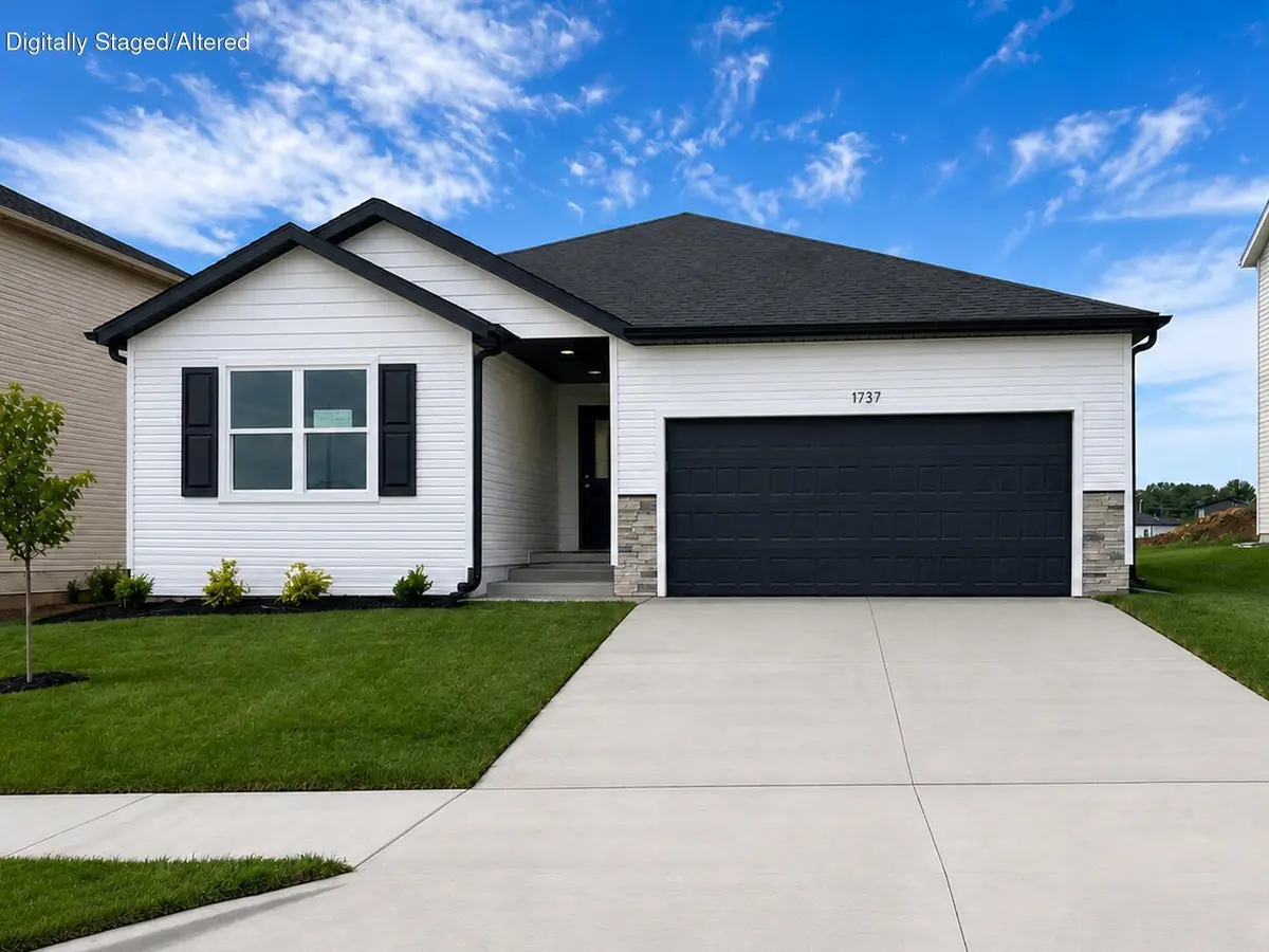 000 Essex CT, Rogersville, MO 65742
