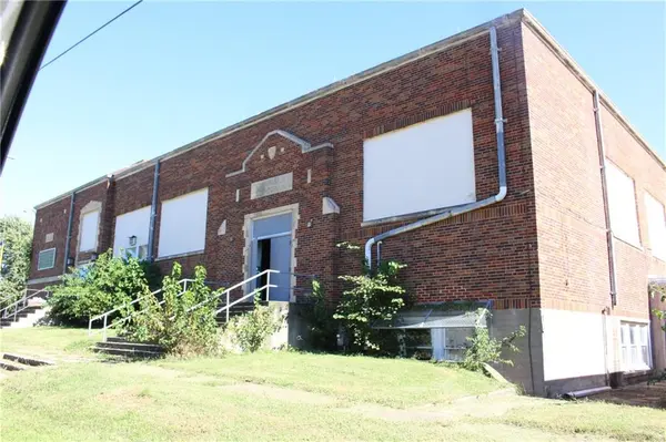 421 Locust ST, Nortonville, KS 66060