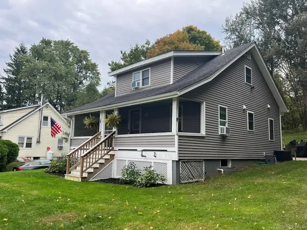 11 Amity RD, Warwick, NY 10990