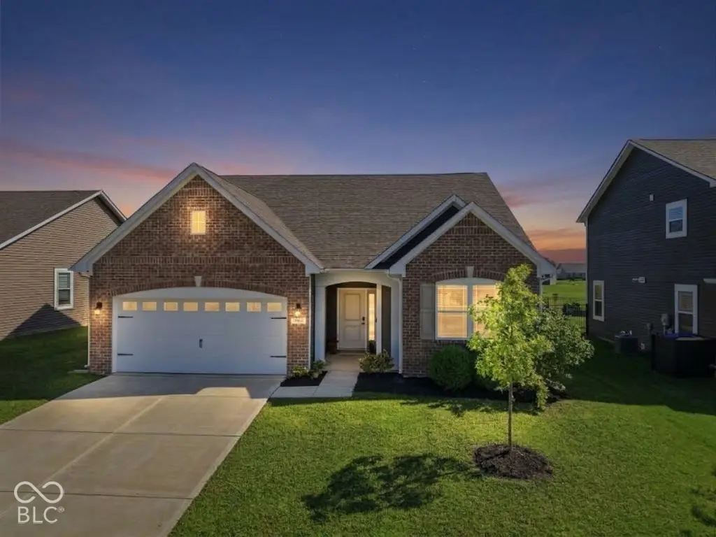 6729 Birmingham AVE, Mccordsville, IN 46055