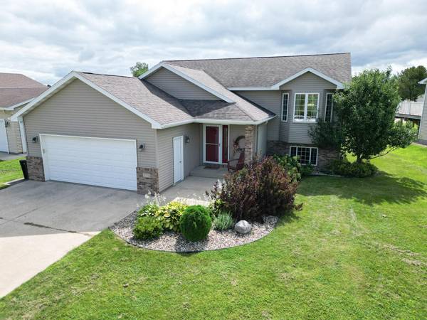 705 25th AVE NW, Austin, MN 55912