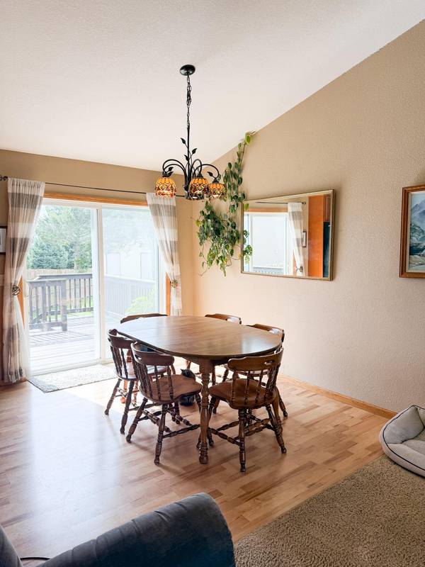 705 25th AVE NW, Austin, MN 55912