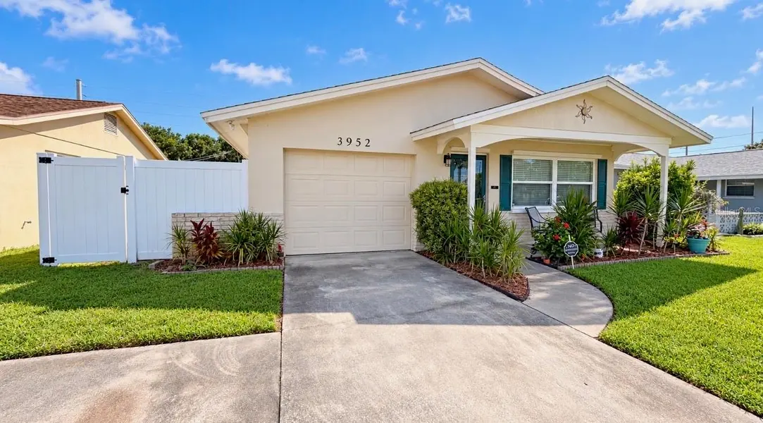 3952 14TH AVE N, St Petersburg, FL 33713