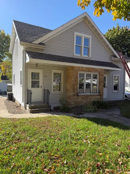116 E Adams ST, Arlington, MN 55307