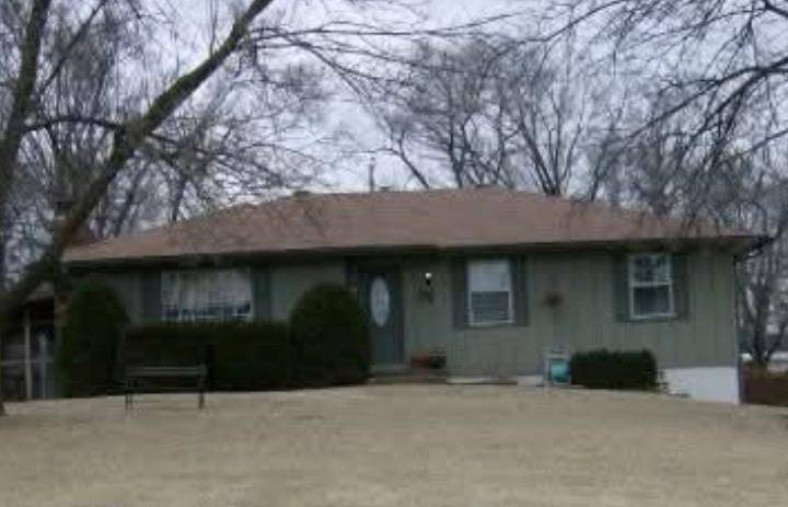 12810 NW Jamilyn RD, Parkville, MO 64152