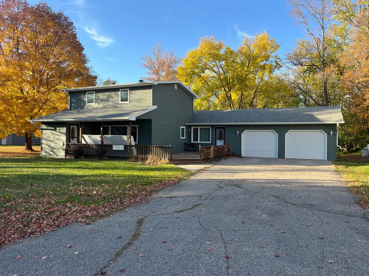 125 5th ST S, Erskine, MN 56535