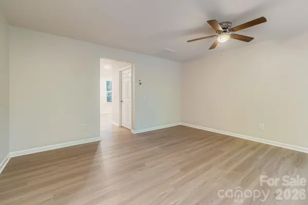 1773 J Julian LN, Charlotte, NC 28208