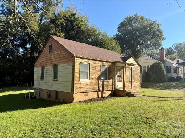 216 W 9th ST, Newton, NC 28658