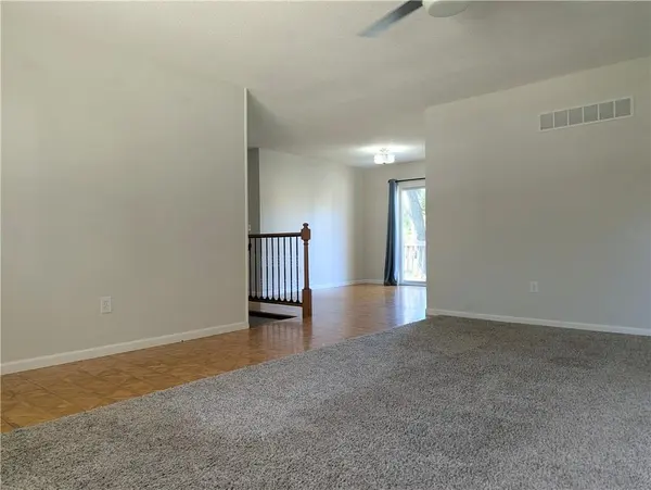 5724 N Denver AVE, Kansas City, MO 64119