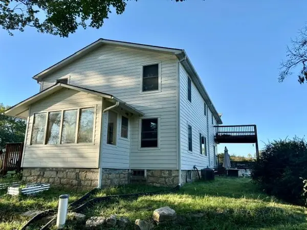7988 22nd ST, Perry, KS 66073