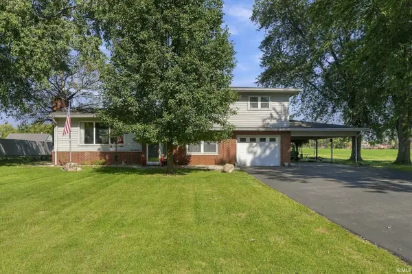 1715 E Springhill RD, Warsaw, IN 46580