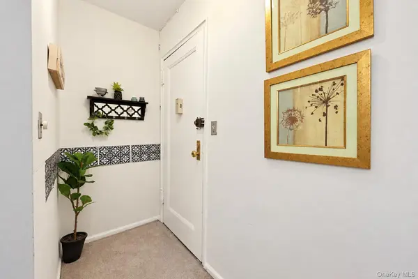 517 Riverdale AVE #2H, Yonkers, NY 10705
