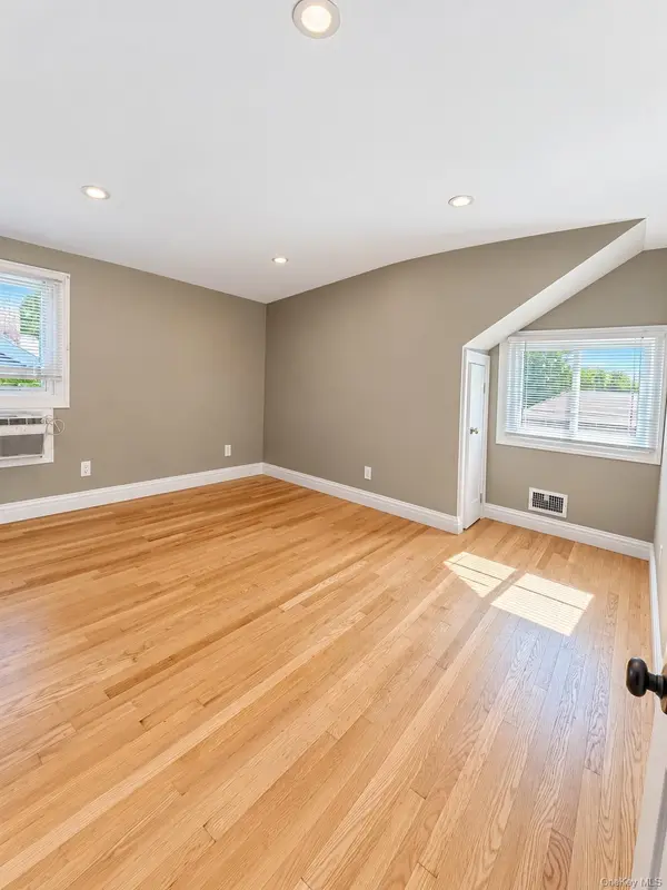 153 E Central AVE #2nd Floor, Pearl River, NY 10965