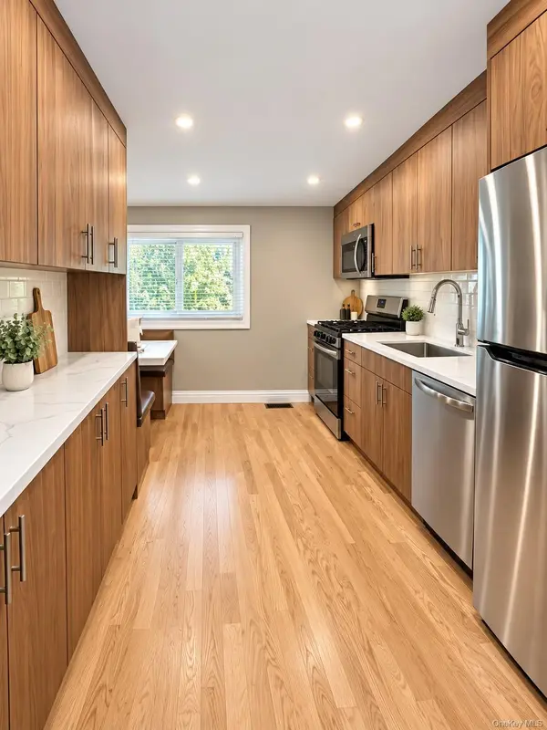 153 E Central AVE #2nd Floor, Pearl River, NY 10965