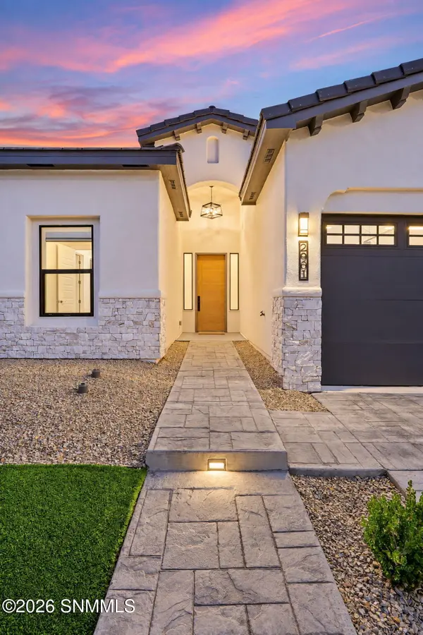 2901 E Springs RD, Las Cruces, NM 88011