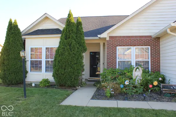 9533 Treyburn Lakes DR, Indianapolis, IN 46239