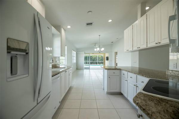 8876 ESTEPONA CT, Sarasota, FL 34238